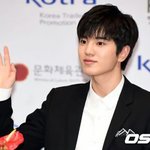 [댓글부탁해] 솔직히 얘네가 잘생겼음?