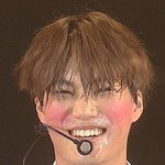 [EXO] 볼<b>터치</b>해줌 