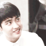[도경수] 막내보며 웃는 경수