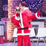 [시우민] 시우민)인기가요가클슈마슈선물주네ㅋ