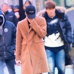 [EXO] 겨울이 좋은 이유는 애들 코트 입는 걸 볼 수 있어<b>서임</b>