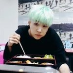 [방탄소년단] 난 군주님 <b>애교</b>가 아직...