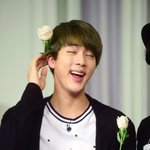 [방탄소년단] 아미들아ㅠㅠㅠㅠ 웃진 짤중에