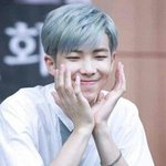 [방탄소년단] 땅고몬 <b>은발</b> 해줘라 진심...
