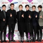 [EXO] 미친 얼마<b>만</b>에 깐종인이냐...