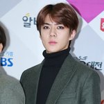 [세훈] 151227 가요대전 <b>레드카</b>펫 기사사진