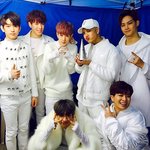 [댓글부탁해] 가요대전 상받았는데 사적으로 줌ㅋㅋㅋㅋ