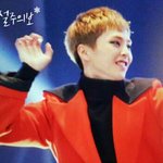 [시우민] 시우민) 슈냥이 <b>손톱</b>세웠냥 >.<