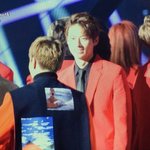 [EXO] 얘 <b>시우민</b>한테반한듯