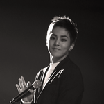 [시우민] <b>아이컨</b>택하고  손 흔들어주는 시우민 사진 ㅠㅠ