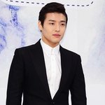 <b>비닐</b> 봉지도 패션아이템