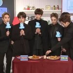 [EXO] 인사끝남과 동시에 <b>이쑤시개</b> 집어드는 치박님