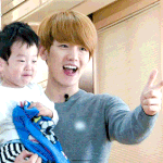 [EXO] 니넨 변백현 순하게생긴거vs세게생긴거
