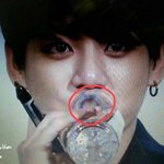 [방탄소년단] 즌증국이가 성인이 된다니까 너무 <b>속상</b>...