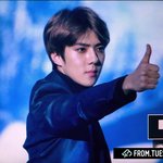 [EXO] 시발 엄지 <b>척한</b> 손 봐봐 손도 잘생김