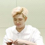 [방탄소년단] 떨어져날리는 저기<b>낙엽</b>처럼