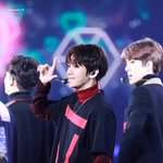 [EXO] 새해<b>첫날</b>이니 모두들