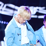 [백현] 백현이 V 앱 <b>쌩얼</b>이뻐ㅠㅠㅠ