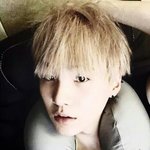 [방탄소년단] 민슈가 아직도 이 목베개쓰나