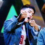 [도경수] 가요대제전 럽<b>미라</b>잇 청청경수 존예야 ㅠㅠㅠㅠ