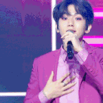 [EXO] 백현이는 노래부를때 자기만의 <b>자세</b>가 있음ㅋㅋ