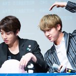 [방탄소년단] 석찌니는 맨날 <b>막둥이</b>한테 삐지는듯ㅋㅋㅋㅋㅋ