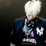 [방탄소년단] 헐미늉기 생각보다 어깨가...(<b>입틀막</b>)