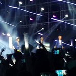 [EXO] 애들 본거 많은데 이 폰에 <b>남아</b>있는건