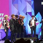 [방탄소년단] 막상 실물<b>영접</b>하고 집오면