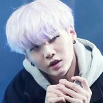 [방탄소년단] 민윤기를 염색시켜보았다.