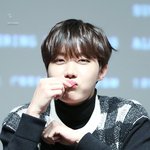[방탄소년단] 박지민이나 김태형보면 가끔 카메라에 뽀뽀하잖아 그거안했으면