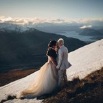 여행을 <b>사랑</b>하는 <b>부부</b>들의 웨딩사진