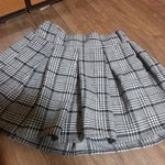 [댓글부탁해] 이 <b>치마</b> 이상해??