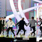 [세븐틴] <b>단체컷</b> 내기준 리즈중 한개인거ㅜㅜㅜ