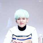 [방탄소년단] 아까 <b>아이</b><b>컨</b>택 배경화면쓰닌데 원본여기있어!!!!