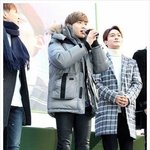 [EXO] 아 시발 이 사진 급 <b>현타옴</b>