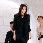 얼굴이 포인트인 신민아