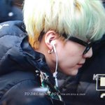 [방탄소년단] 윤기 머리 뒤쪽이 심하게 노란데....??????...