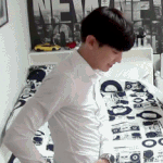 [EXO] 그 <b>럭키</b> 천막뒤 실루엣짤좀
