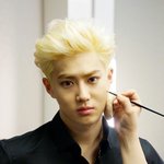 [EXO] 애들 <b>눈썹</b>염색 말리고싶다