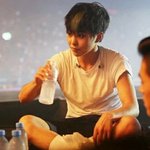 [EXO] 애니<b>덕후</b>가 민석이 머리에 바나나 올린거 봄? ㅋㅋㅋ