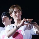 [EXO] 이사진을 빼놓고 종대를 논하지<b>말라</b>