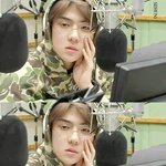 [EXO] 이렇게 생긴 선배가 <b>과방</b>에 죽치고앉아 있으면