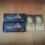 [훈훈한세상] 인사성 밝다고 초콜릿 주신 <b>윗층</b> 아주머니