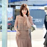 한겨울에 반팔입은 임수정