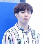 표정이 <b>다양</b>한 男 아이돌