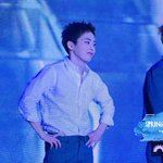 [시우민] 난 시우민 이 <b>포즈</b>가 그렇게 좋다?
