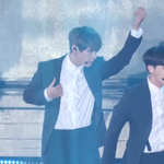 [방탄소년단] 와 김태형 <b>기럭지</b> 봐