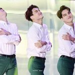 [EXO] <b>미소</b>로 우주정복 가능