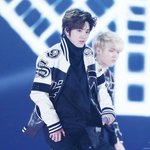 [인피니트] 성종이 이거 <b>레이서</b>바람막이? 이거
